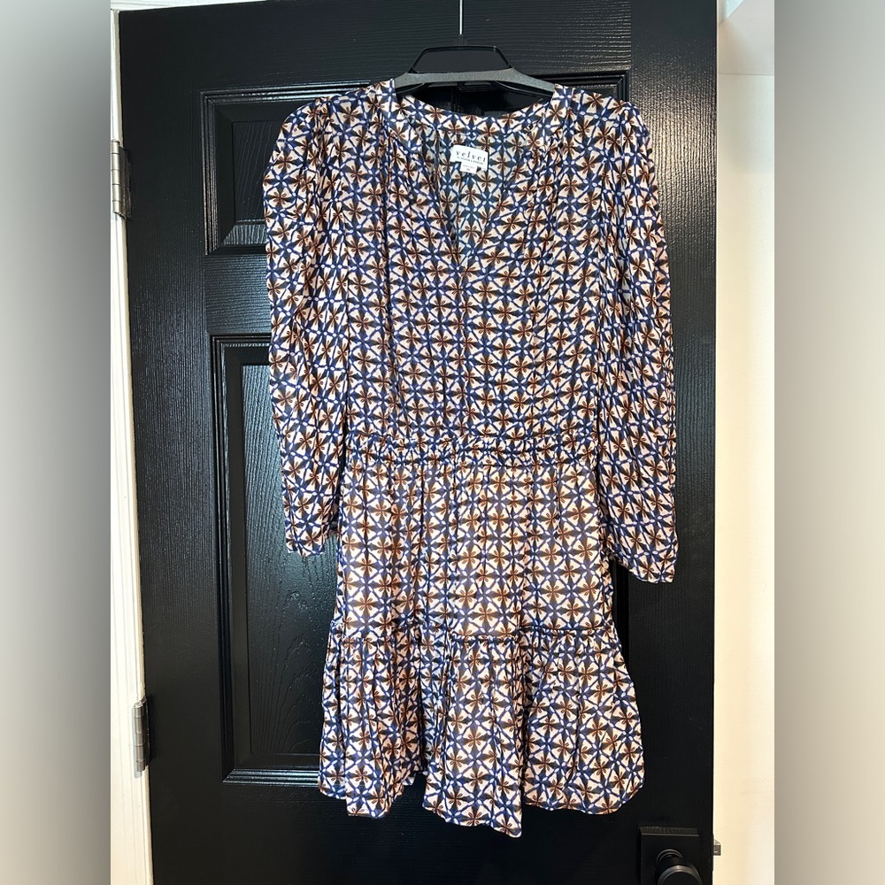 Vevlet Patterned Dress